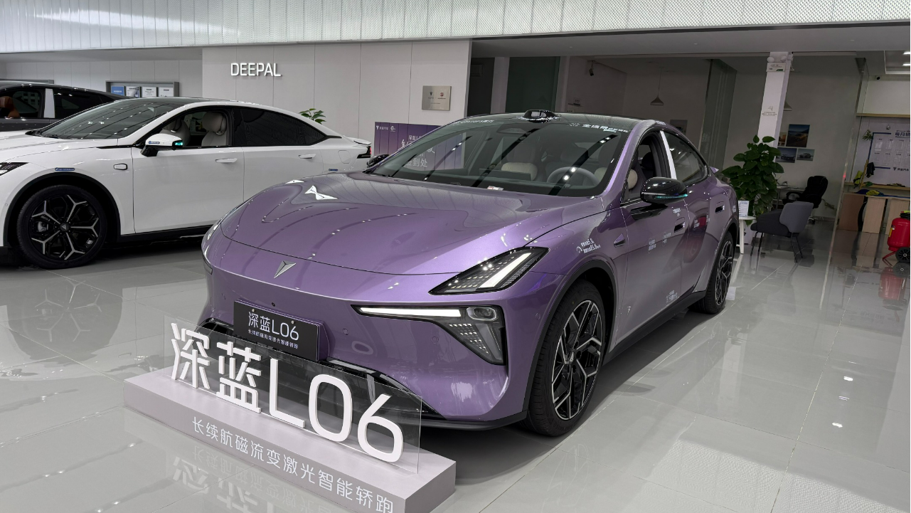 深蓝L06——15万级能媲美特斯拉驾驶体...